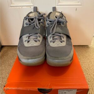 Nike Air Zoom Revis Size 11